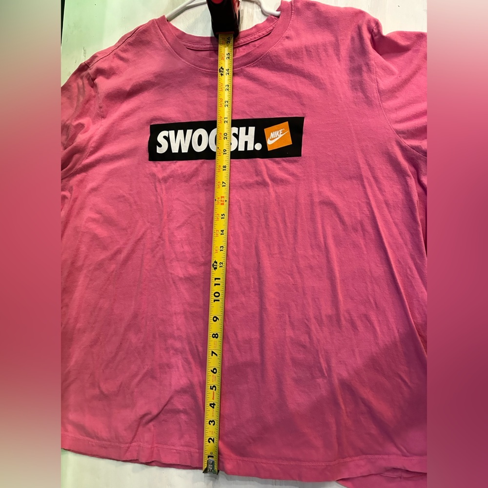 Nike “Swoosh” Men’s Pink Tee - Picture 7 of 7